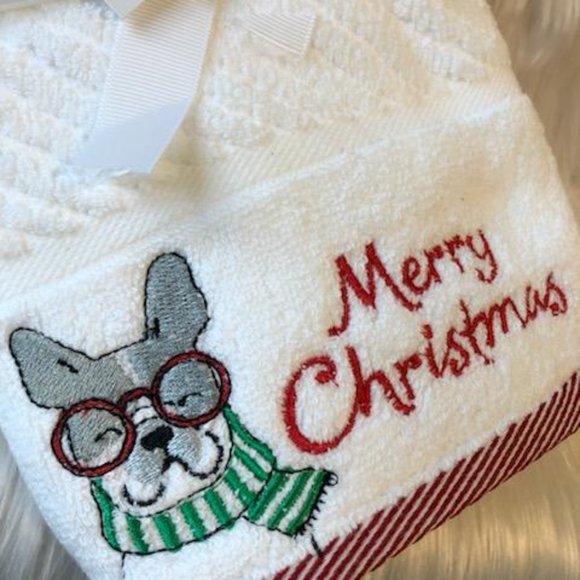 Chateau Royale Holiday Hand Towel Set - Picture 4 of 7